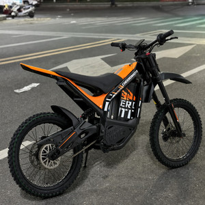 USA Warehouse Ready Stock 3000W Electric Motorcycle 72V Lithium Battery High Speed